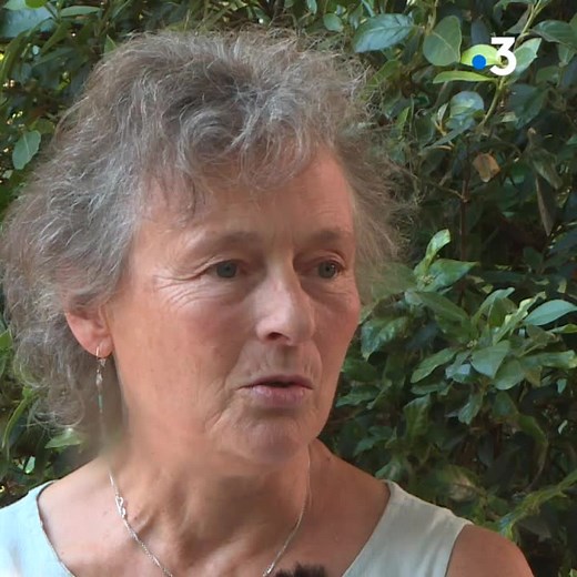 Florence a perdu sa fille de 24 ans, Caroline, lors de l'attentat du Bataclan en novembre 2015. Elle sera au procès pour défendre sa "puce" et comprendre. Son histoire : https://france3-regions.francetvinfo.fr/auvergne-rhone-alpes/rhone/lyon/proces-des-attentats-du-13-novembre-je-n-ai-pas-pu-lui-dire-au-revoir-pour-ma-fille-je-me-dois-d-etre-au-proces-2240752.html | France 3 Rhône-Alpes