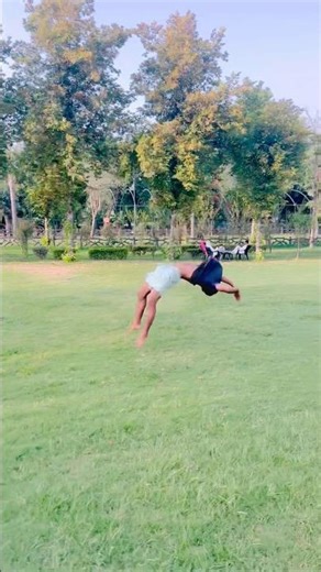 Crazy Bella Ciao Vs Backflips playground parkour pov