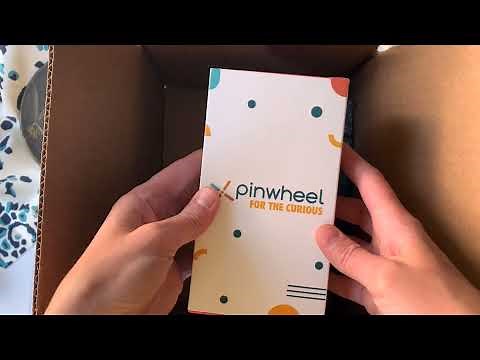 Pinwheel Phones Unboxing with Explorer Momma