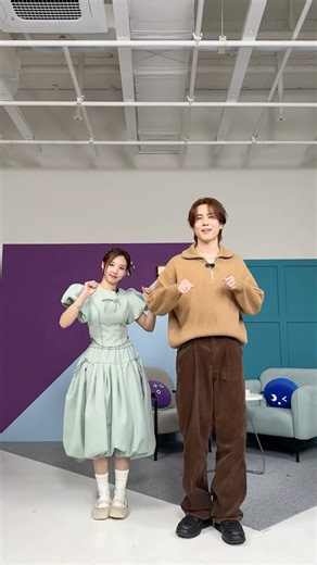 GOT7 on Instagram: "PYTHON with #나연 #NAYEON #TWICE #트와이스 #GOT7 #갓세븐 #YUGYEOM #유겸 #PYTHON #GOT7_PYTHON @twicetagram @nayeonyny @findyourkode"