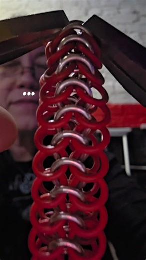 Armored Art Chainmaille on Instagram: "If you play with bracelets, pick your skin or wear a hair tie on your wrist - You have absolutely got to try one of these. Made from hypoallergenic EPDM, they are safe for 24/7 wear. Hit the website to get yours. ⛓️ I will create anywhere. Watch me weave chainmail at the bar! Note the over 40 lean to see better 🤣 It was dark, Ok?! 🙃🤷‍♀️ That was such a fun party! Shout out to @darkansaw, The New Wave Society and @vinosbrewpub for having me! That was awes