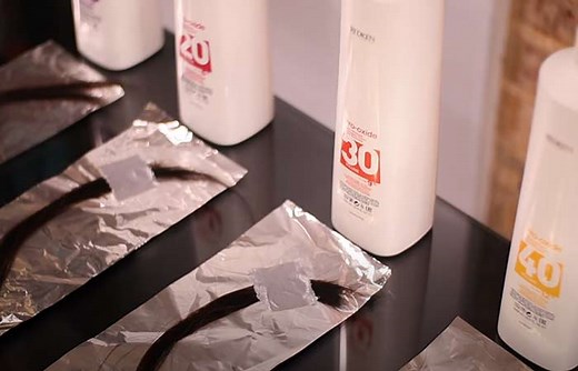 How Long to Leave Bleach in Hair Vol 40, 30, 20, and 10 | Hairsentry