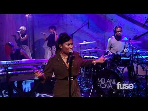 Melanie Fiona "Give It To Me Right" (Live @ Fuse Studios)