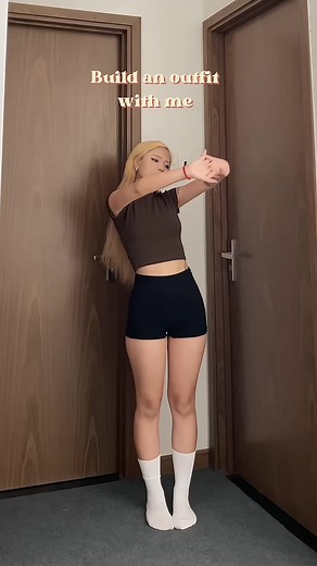 Build an Outfit with Me: Styling Tips and Trends