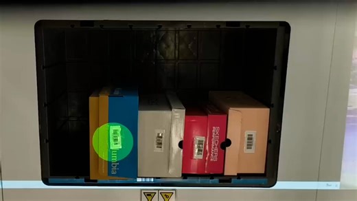 Kardex Mixed SKU Picking within AutoStore