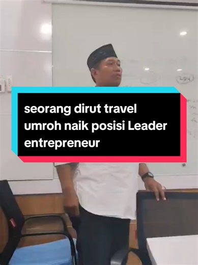 Barakallah fii kum 🤲✨ Alhamdulillah, luar biasa… Seorang Direktur Utama travel haji dan umroh kini naik posisi menjadi Leader Entrepreneur. Ini bukan sekadar kenaikan posisi, tapi bukti nyata bahwa kolaborasi yang tepat bisa melipatgandakan potensi bisnis. Program Istikmal Syari’ah bukan hanya tentang membantu orang berangkat ke Baitullah, tapi juga tentang membuka pintu-pintu rezeki baru bagi para pelaku travel haji dan umroh di seluruh Indonesia. Ketika travel berjalan seperti biasa, itu bagu