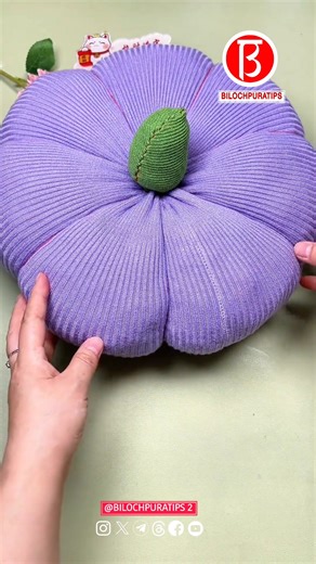 2M views · 34K reactions | Don’t throw away old clothes, make them look good and practical Slow Verision Full Video Tutorial Episode 92 Follow My Page Facebook : Bilochpuratips 2 Diy . . . . . . #bilochpuratips2diy #bilochpuratips #needlework #sewing #fblifestyle #reels . | Bilochpuratips 2 Diy | Facebook