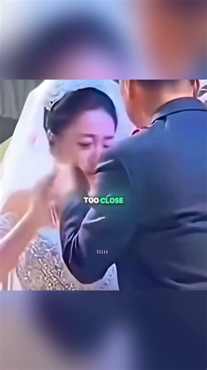 He Popped a Party Popper Near a Wall — What Fell Out Was Dangerous 😳