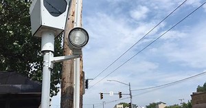 Dayton installs 1st of 5 fixed-site speed, red light cameras