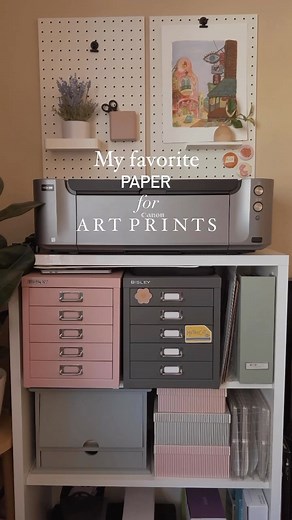 Marlene Vega on Instagram: "Paper i use for my art prints ♡ A little repost since I’ve been getting a lot of q’s regarding where I get my art prints made 😊 After years of trial and error, I finally found the perfect paper for my inkjet printer to make my art prints at home 🙌🏽 Here are my top 3 (in no particular order): ✨ Epson velvet fine art paper (super textured, feels like cold press watercolor paper, I use this for my gouache paintings. This paper is also the thinnest one out of the 3) ✨