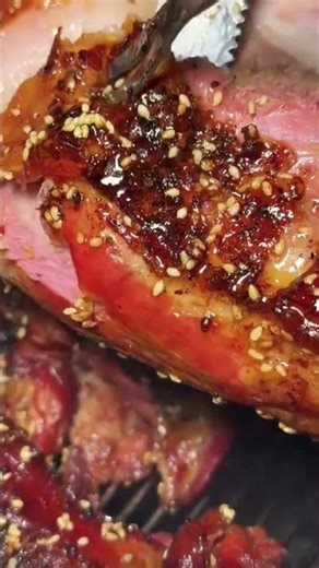 Duck meat: a rare treat that always hits the spot. 👌 Who else loves it? #ducklover #meatlover #tasty