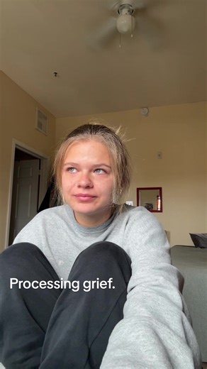 Really vulnerable moment to share this on the internet. But here is almost seven minutes of trying to put my emotions into words. I tried to cut it shorter but I have a lot on my mind,,, thank you to anyone who listens. #grief #parentloss #griefjourney #cancersucks