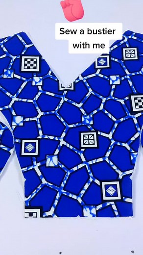 easy cutting with Style Meeh ✂️ #trending #sewing #tutorials #fyp #foryoupage #viral #viralvideo Sew a bustier with me