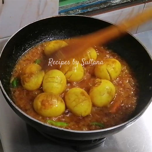 1.7K views · 27 reactions | বাঙালির পাতে এইরকম একটা ডিম ভুনা থাকলে殺গরম ভাতের সাথে আর কিছুই লাগবে না Bengali Recipe Egg Bhuna Recipe Bangla/ Dim Vuna. | Recipes By Sultana | Facebook
