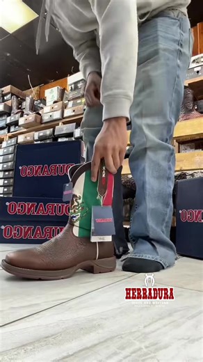 #durango #durangoboots #herradurabootsandwestern #lubbocktexas #westernfashion