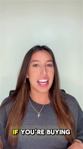 👩🏽‍🏫 Term Tuesday 👩🏽‍🏫 Let’s talk about one of the most important tools I use with buyers — especially in multiple offer situations: the CMA (Comparative Market Analysis). If you’ve ever wondered how to know what a home is really worth (not just what it’s listed for), this is the breakdown you need. A CMA compares similar homes in the area and shows what they actually sold for — so you can make a smart, confident offer. 💬 Drop a comment or send me a message if you want a CMA on a property