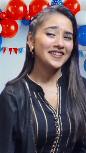 tu shayar hai main teri shayari😂👇#explorepage #bollywood #shorts #video #song #viral #old