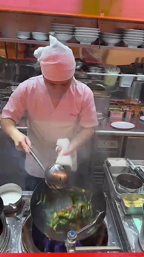 今池飯店ニラレバ #今池飯店 #新山直人 #niiyamanaoto #町中華 #町中華で飲ろうぜ #ニラレバ #おすすめ