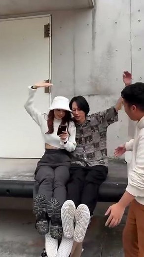 【保存版】カップルで大人気の写真の撮り方📱