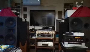 JBL DMS-1专业监听箱，音源用DAT数字磁带机