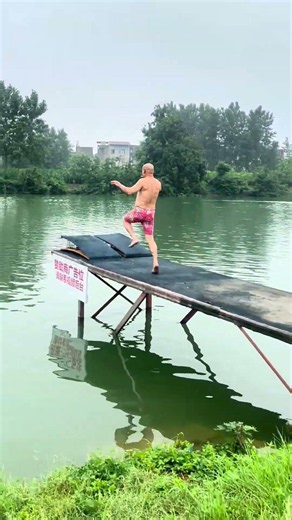 platform diving#跳水#다이빙#高いところから水に飛び込む