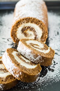Pumpkin Cake Roll