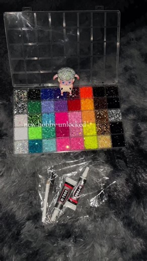 32000Pcs Resin Jelly Rhineston✨ #fyp #velantinesday #tiktokmademebuyit #foryoupage #rhinestones #bedazzled #makeup