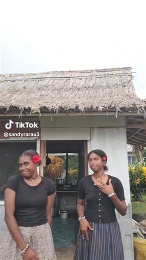 🚨NEW TREND🚨 “Hop on the “NUMBER ONE dance challenge” let’s see your move🫶🏽🥳❤️love the Dance here : https://linktw.in/hvzTTj listen to full song here: https://youtu.be/AxoeKTXBgek?si=IG9UBZJR3L38Iilq | Yang Souljja