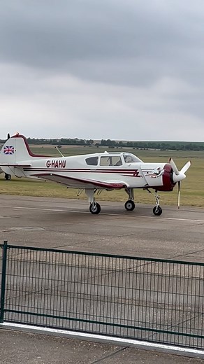 3.4K views | Yakovlev Yak-18T at Duxford air show #yak #avgeek #planespotting #planespotter #duxford #airshow #daringbeefcake #battleofbritan | The Flying Duck77 | Facebook