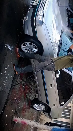 @vahi.dsaberi6609 on Instagram‎: "#exprealty #کارواش"‎