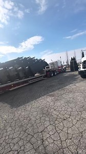 4.5K views · 51 reactions |  Watch this unconventional unloading...