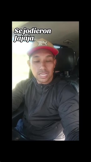 Esto va a todos los que me insultan por redes sociales los engañaron si pensaban que la sayona traidora estaría mandando en Venezuela Jajaja se jodieron sigue la revolución 🇻🇪🇻🇪🇻🇪