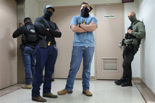 FBI wants ICE agents to ID themselves amid surge of impersonators