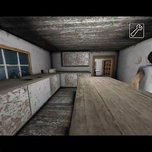 “She’s not walking… she’s teleporting 😳💀”#granny #grannygame #horrorgame #gamingreels #mobilegaming