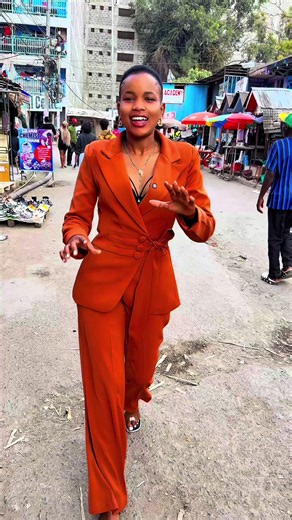 Sparkle Beauty and Cosmetics: Nani Hapendi Glowing?