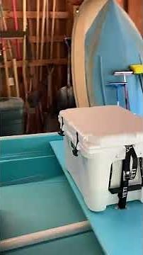 13' Whaler center console