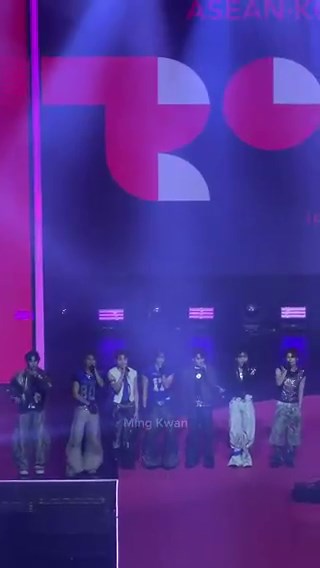 🎥 HORI7ON on Special Stage at Round Festival Day 1 🎟️ ASEAN-KOREA Music Festival📍 Araneta Coliseum📅 04.18.2026🔗 https://t.co/lcaMqAshAnHORI7ON IGNITES ROUNDFEST#HORI7ON_ROUND2026#HORI7ON #호라이즌@HORI7ONofficial @HORI7ON_twt#ROUND2026 #ROUNDfestival