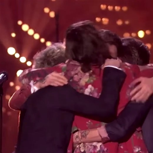 One Direction: Celebrating Friendship and Performance