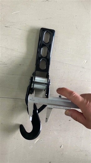Slider pin clearance
