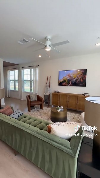 Stunning New 2-Story Townhomes Now Pre-Leasing in Texas