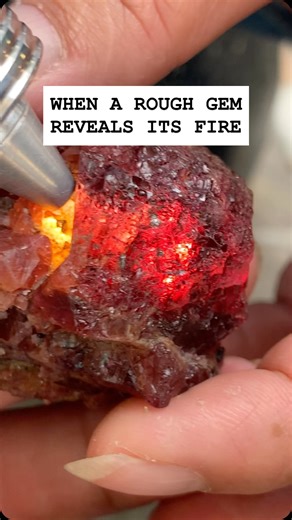 Ngoc An Gems on Instagram: "What does it mean when a gemstone has fire inside? Even in a rough and unpolished state, a promising gemstone can still reveal its inner light when examined under proper illumination. This glow reflects the crystal structure, clarity, and the stone’s potential to perform after cutting. To experienced gem cutters, a single beam of light is enough to awaken the stone and hint at the true value hidden within, signaling an opportunity worth exploring. DM now📞+84 92806599
