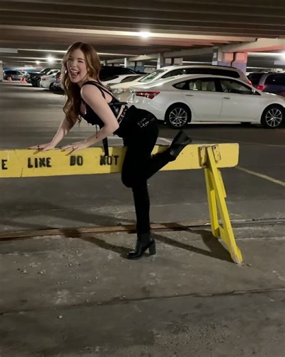 MelRose Michaels | If professionalism had a safe word… I sure as hell don’t know it. Exxxotica chicago was a fever dream. | Instagram