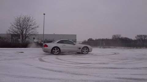 Mercedes SL350 Snow Drift Action | Winter Drifting & Exhaust Sound