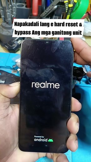 426K views · 7.3K reactions | Nabili sa halagang 300 tapis benta sa halagang 2200 paldo mga idol #legitsupplierlcd #cellphonerepairspecialist #CellphoneTechnician #cellphoneaccessories #cellphonerepairshop #CellphoneRepair #tutorial | Vaval Vlog | Facebook