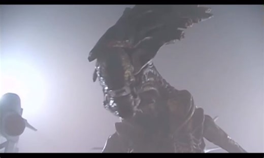 Paul W.S. Anderson and Alec Gillis discuss the Alien Queen animatronics for Alien Vs Predator (2004) #AlienVsPredator #PaulWSanderson #AlecGillis #SFX #BehindTheScenes #Animatronic #Alien #AVP #Xenomorph #QueenAlien #Documentary #Interview | Alien_Theory