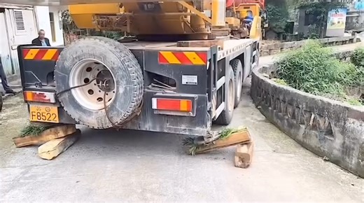 Follow me my facebook page Mobile Crane course | Mobile crane operator