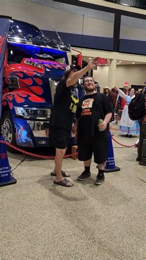 10K views · 558 reactions | Capturing your moments with Optimus Prime 酪 #optimusishere #trucktok #optimusprime #transformers #transformerstok #comiccon #nickelcity #buffalo | Optimus Is Here | Facebook