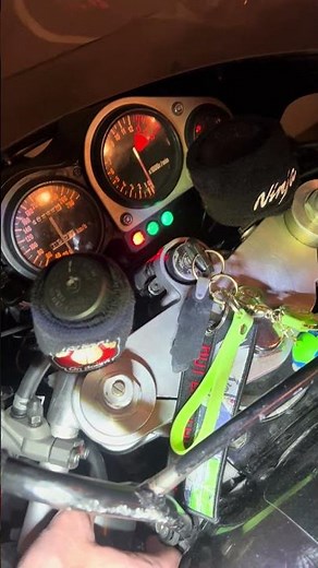 How to fix missing motorcycle dashboard turn signal issue. (Any bike) #motorcycles #repair #mechanic