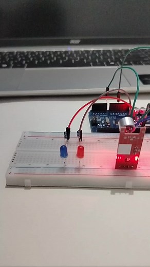 Clap-Activated Light System with Arduino