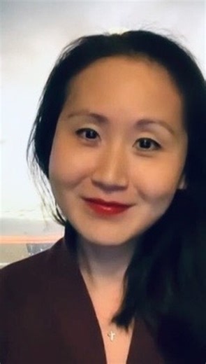 Lindy Li on Instagram: "Love him or hate him, you know who’s in charge of this presidency — and it’s President Donald J. Trump Under Biden, it was a cabal of unelected hacks and family members Under Trump, it’s Trump @NEWSMAX @sharla_mcbride @marc_lotter"